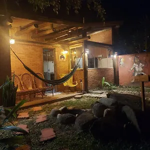 Гостевой дом Cabana, Residencia Gato Branco, Имбитуба